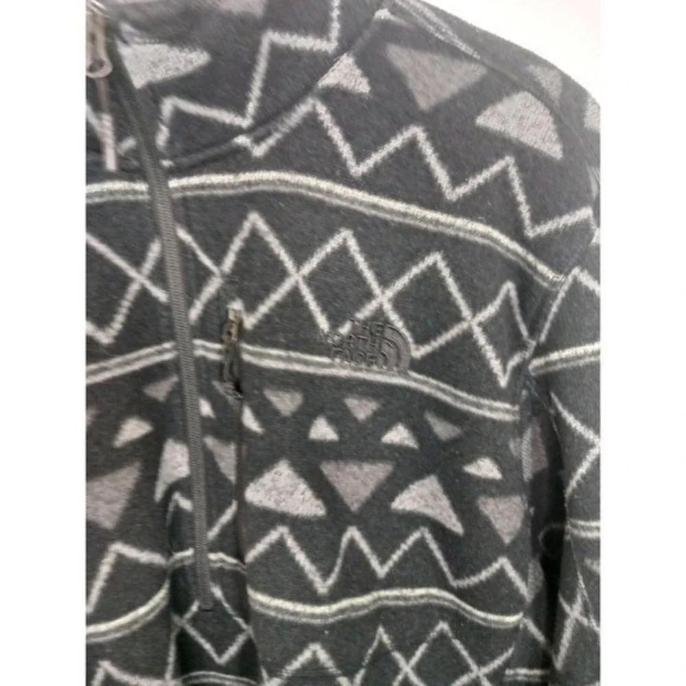 The North Face Mens XL Geometric Fleece 1/4 Zip Gray Southwestern Aztec Pullover